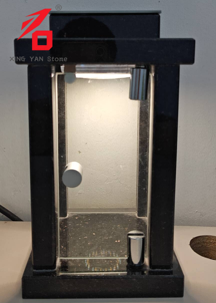 ソーラーパネル付き墓地LEDランプ